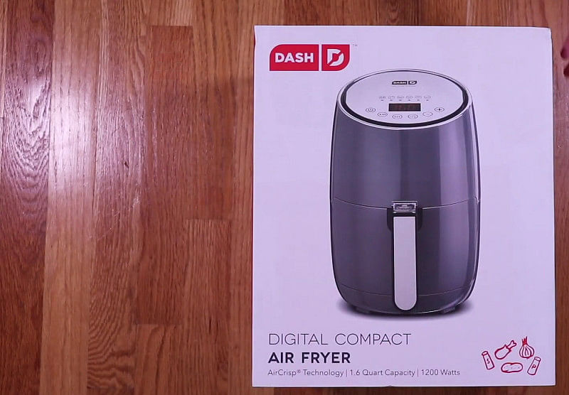 Dash's air fryer has more than 20K 5-star reviews on —and